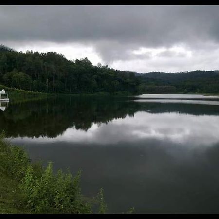 Wheel To Hills Stay Inn Service Apartments Chikmagalur Luaran gambar